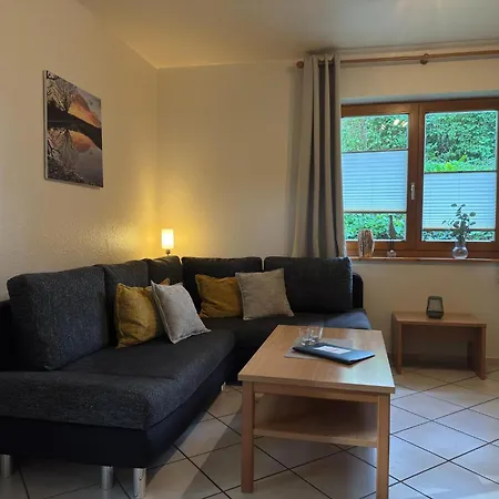 Gemuetliches Ferienhaus Mit Terrasse Im Teutoburger Wald Vakantiehuis *